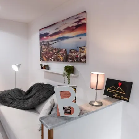 Gæstehus Yes I Know My - Magica